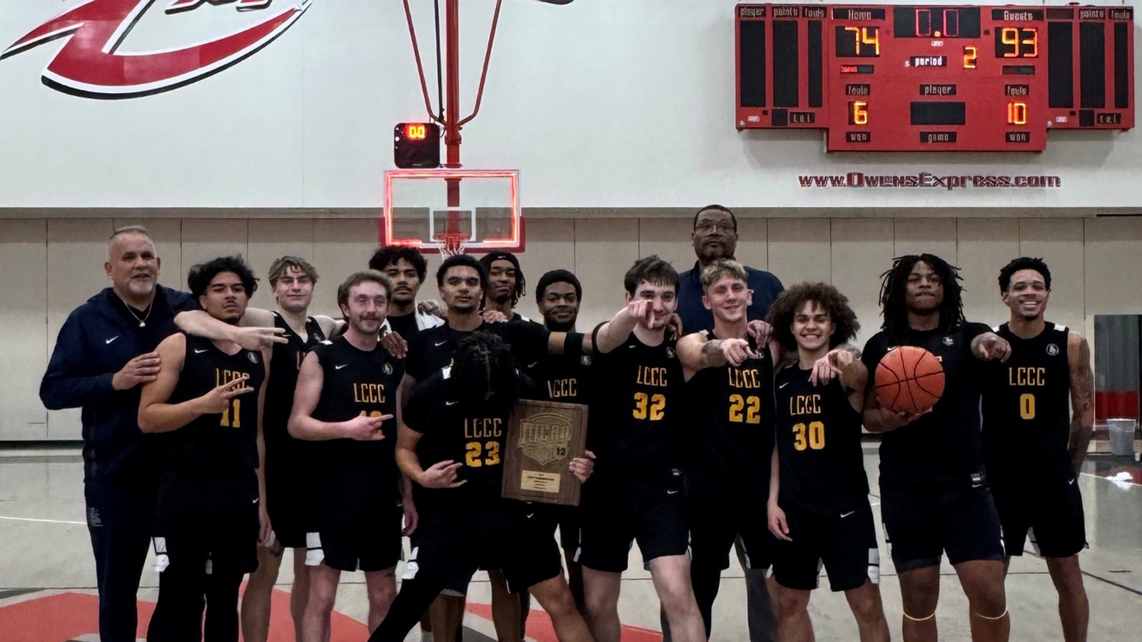 Commodores Dominate Owens to Capture NJCAA Region 12 Championship