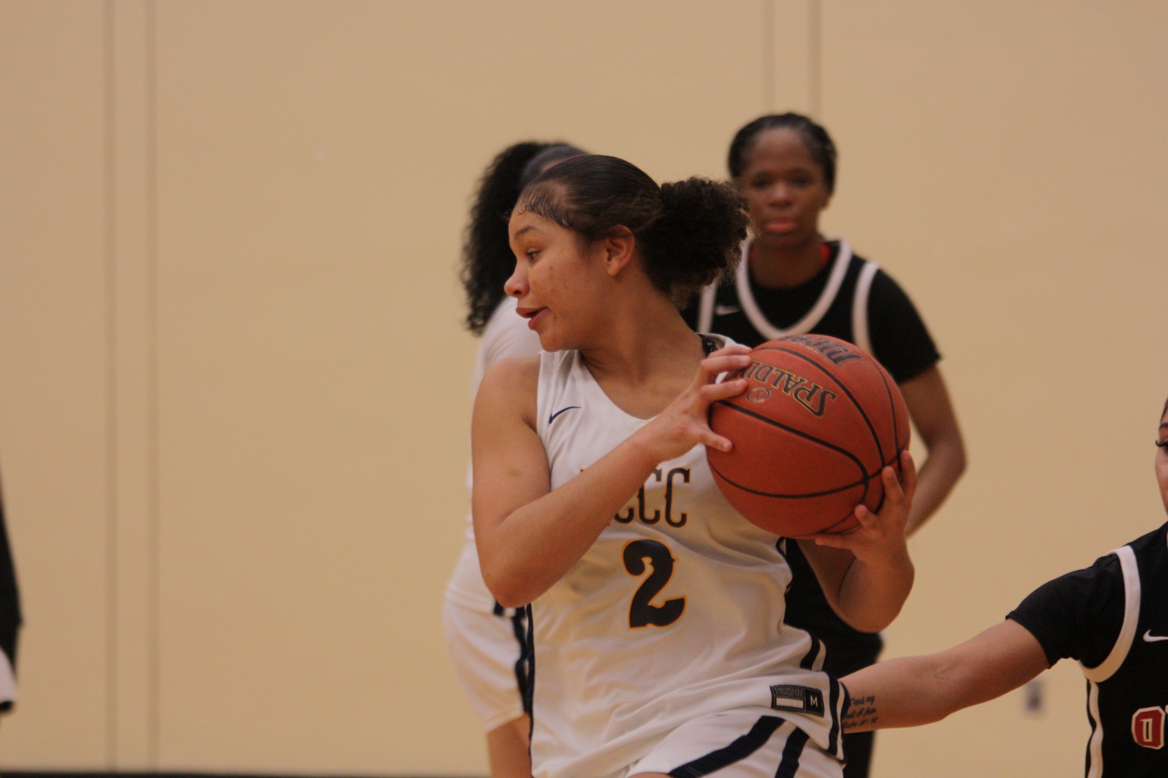 Women&rsquo;s Basketball Falls to Owens at Home